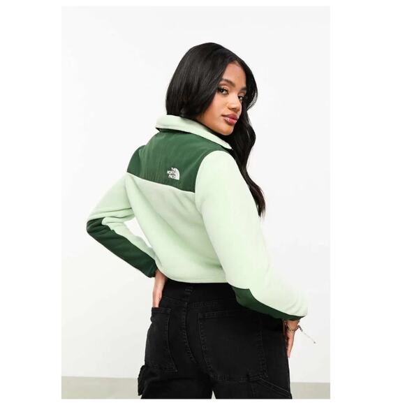 The North Face Denali Water Repellent Crop Jacket Size Medium - Picture 2 of 13